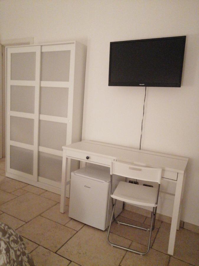 Whiteroom 莱切 外观 照片